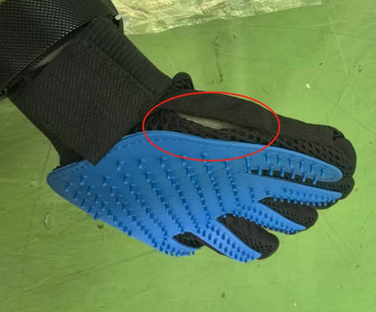 Shed Ease Dual Groom Glove